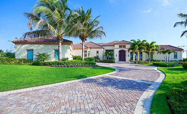 Best Driveway Pavers Near Me  in Edgerton, WI